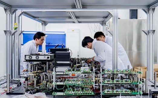 光量子计算机&ldquo;天衍-P2000&rdquo;首次正式开放云服务